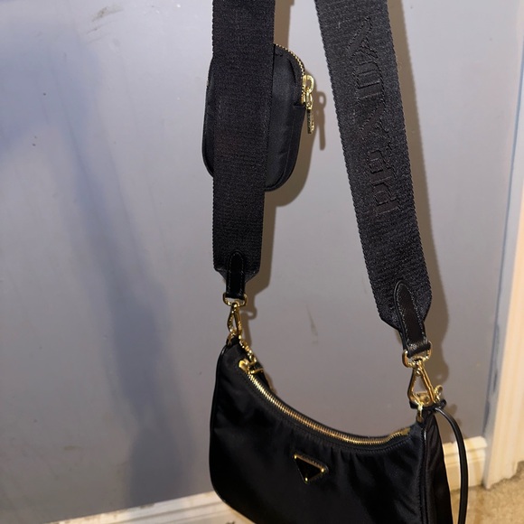 ❌SOLD❌ Prada Re-Edition 2005 Re-Nylon Bag - Picture 11 of 11